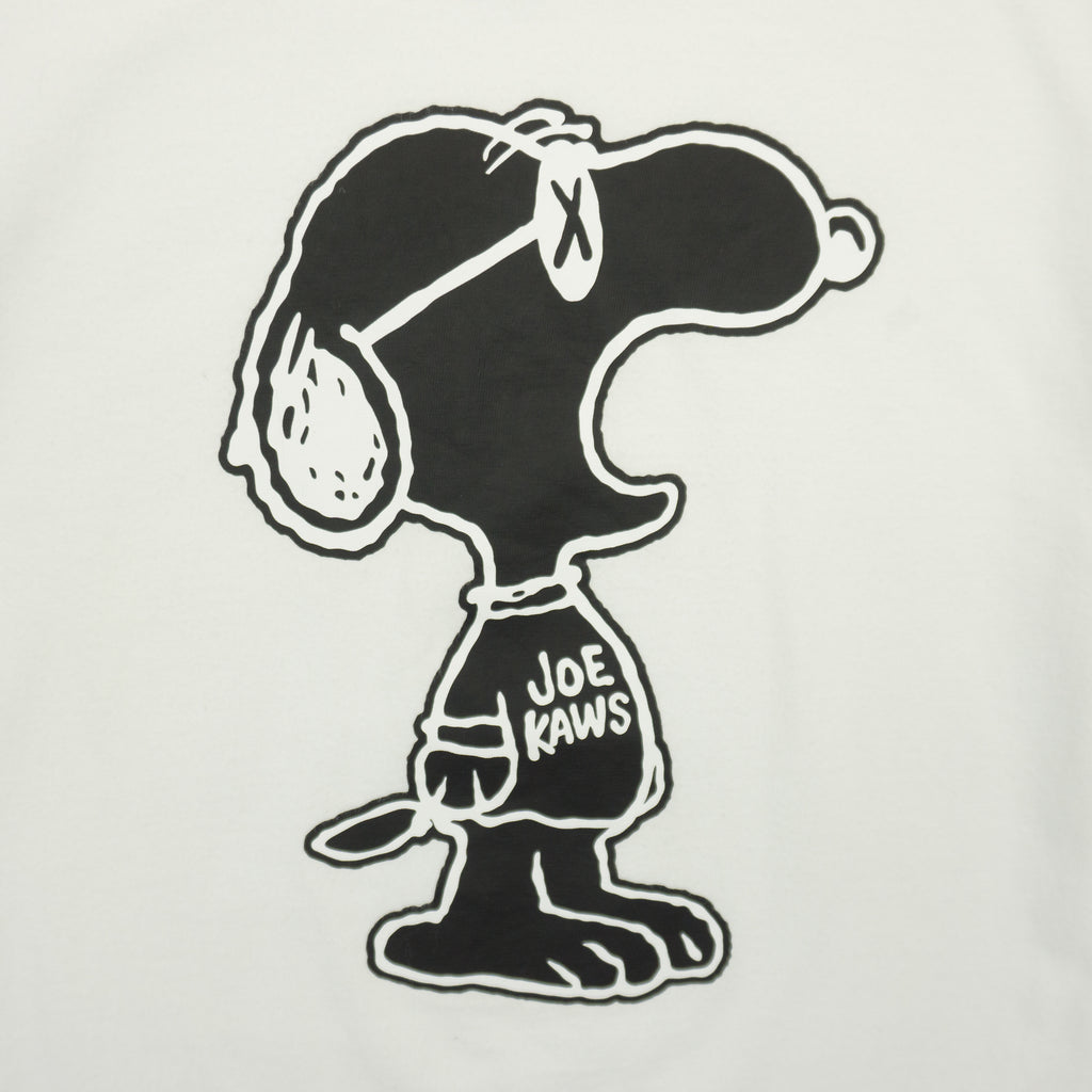 Uniqlo X Kaws X Peanuts Бяла Тениска с Графика
