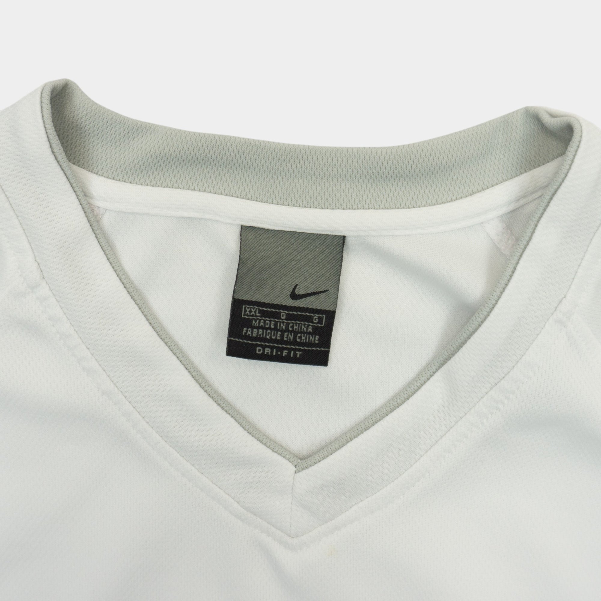 Nike Dri-Fit Vintage Бяла Тениска с Бродирано Лого