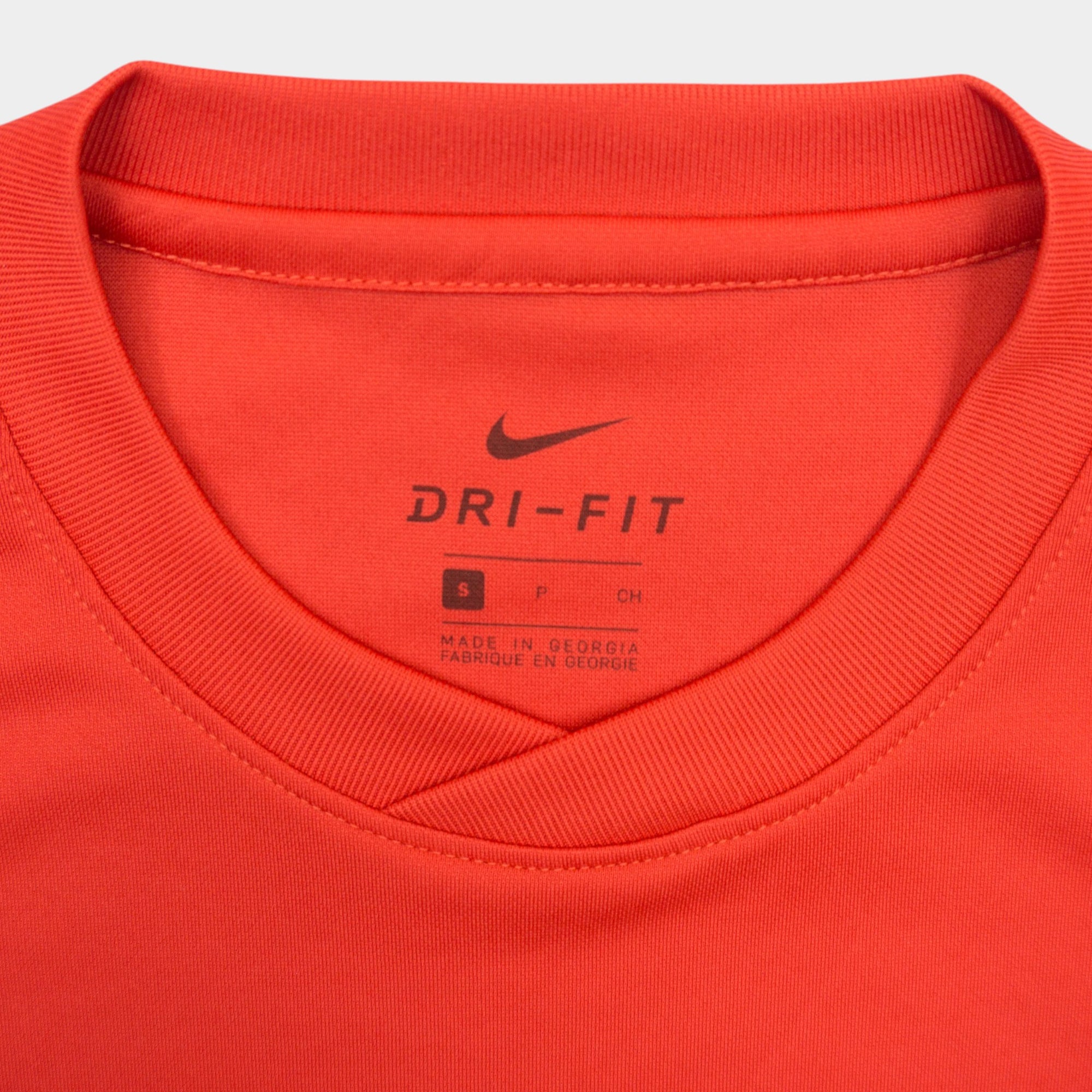 Nike Dri-Fit Червена Тениска с Бродирано Лого