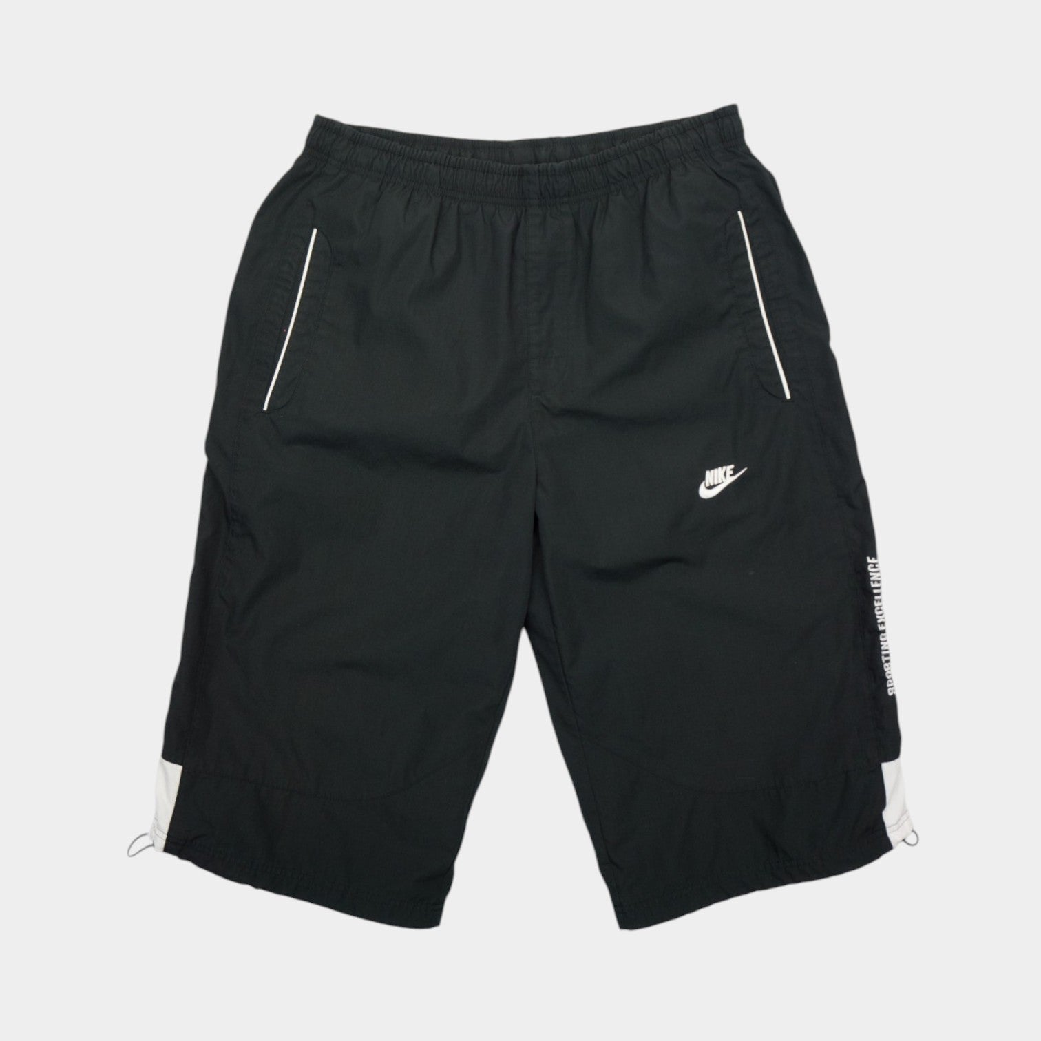 Nike Черни Къси Панталони с Бродирано Лого