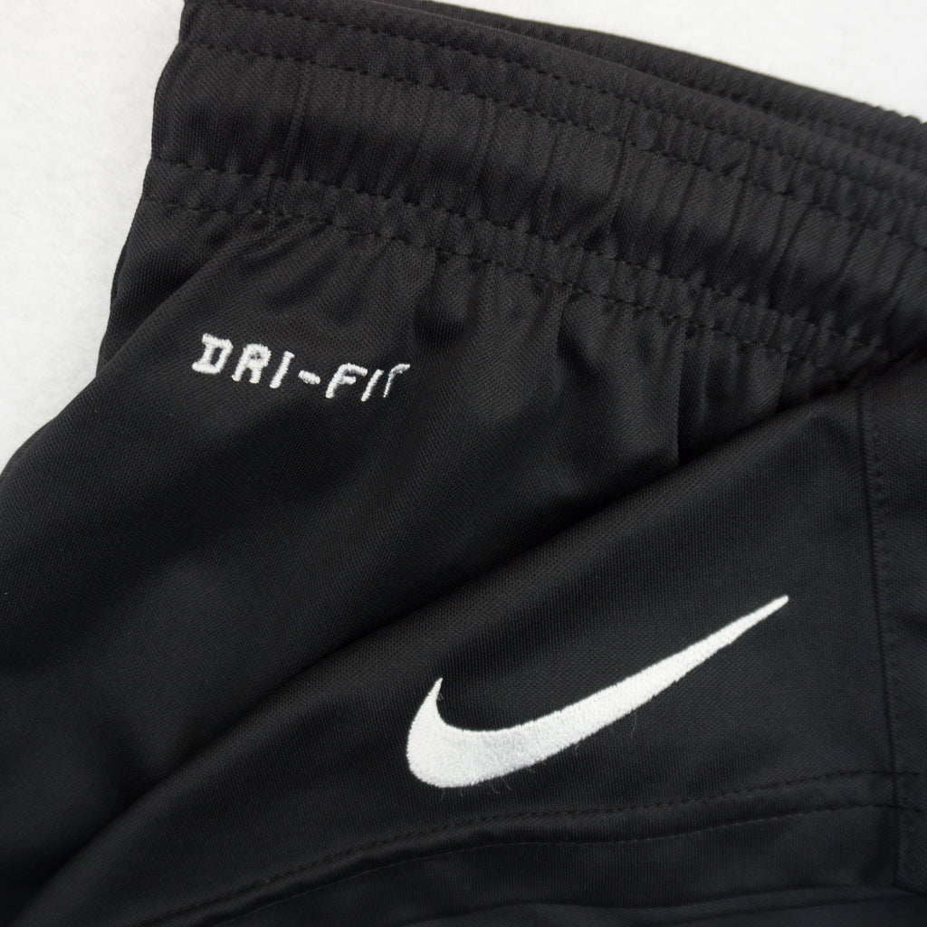 Nike Dri-Fit Черни Къси Панталони с Бродирано Лого