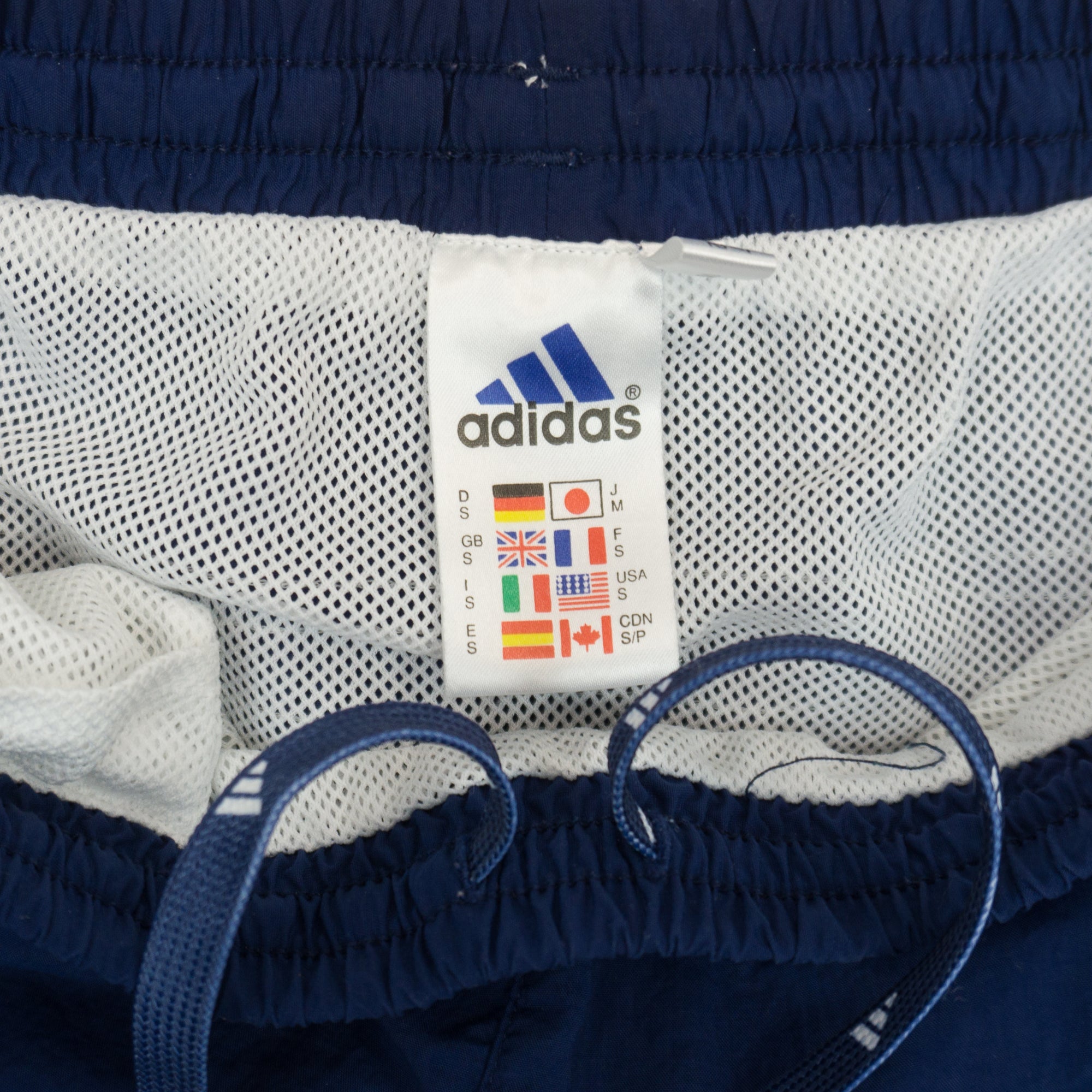 Adidas Vintage Сини Къси Панталони с Бродирано Лого от 90те