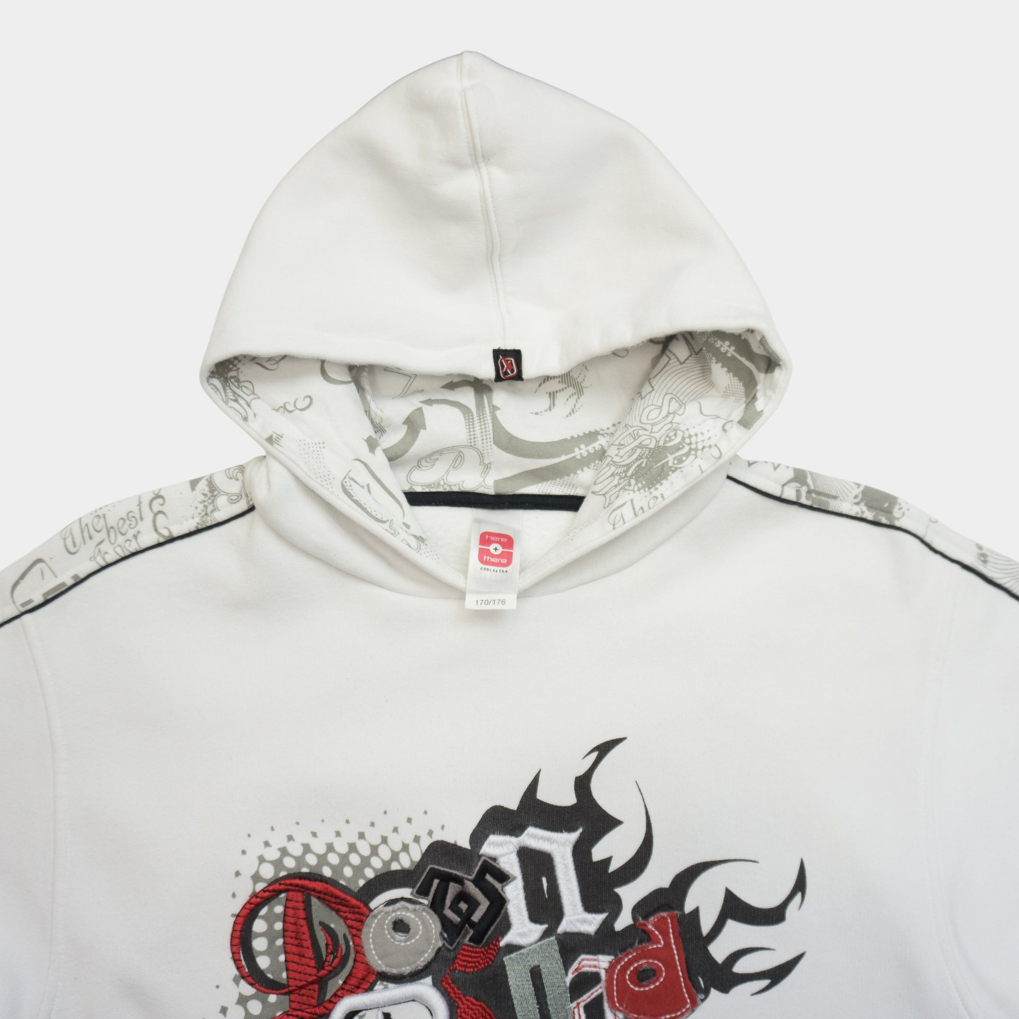 C&A Here+There Y2K Суичър