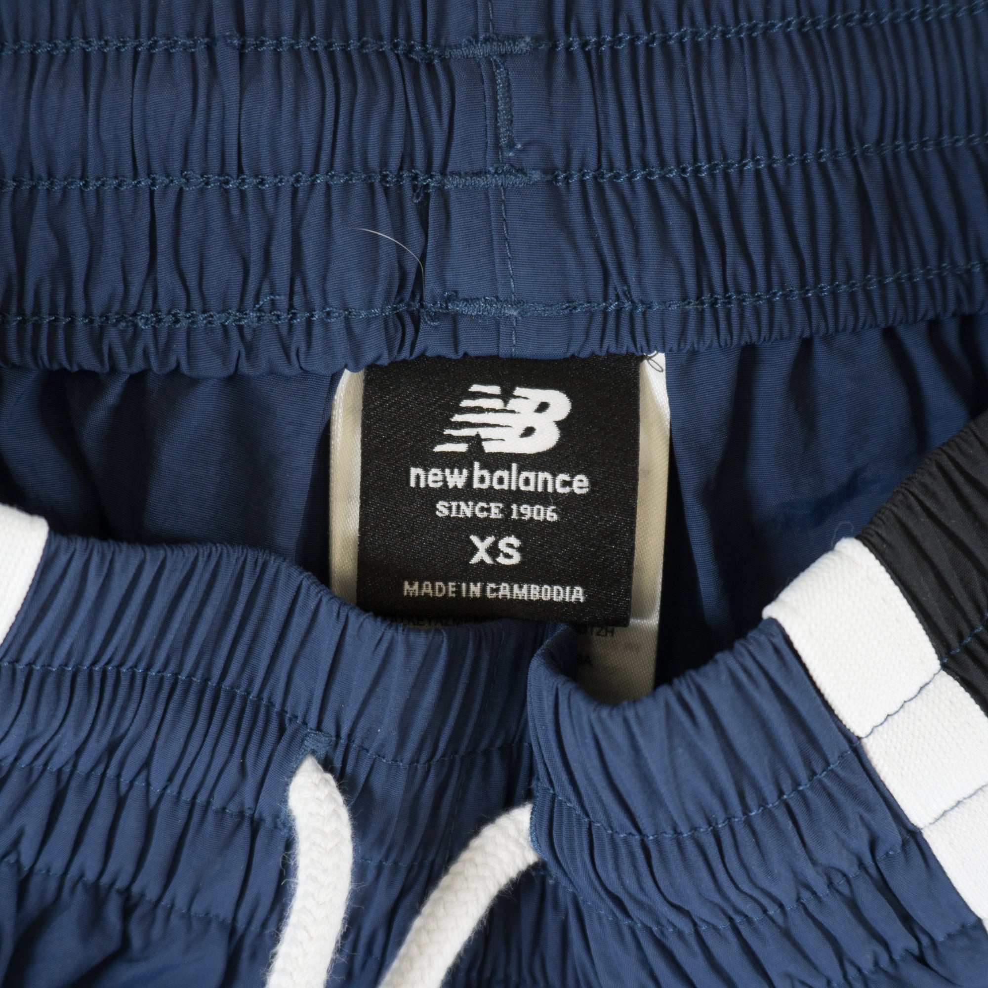 New Balance Син/Черен Анцуг с Бродирано Лого