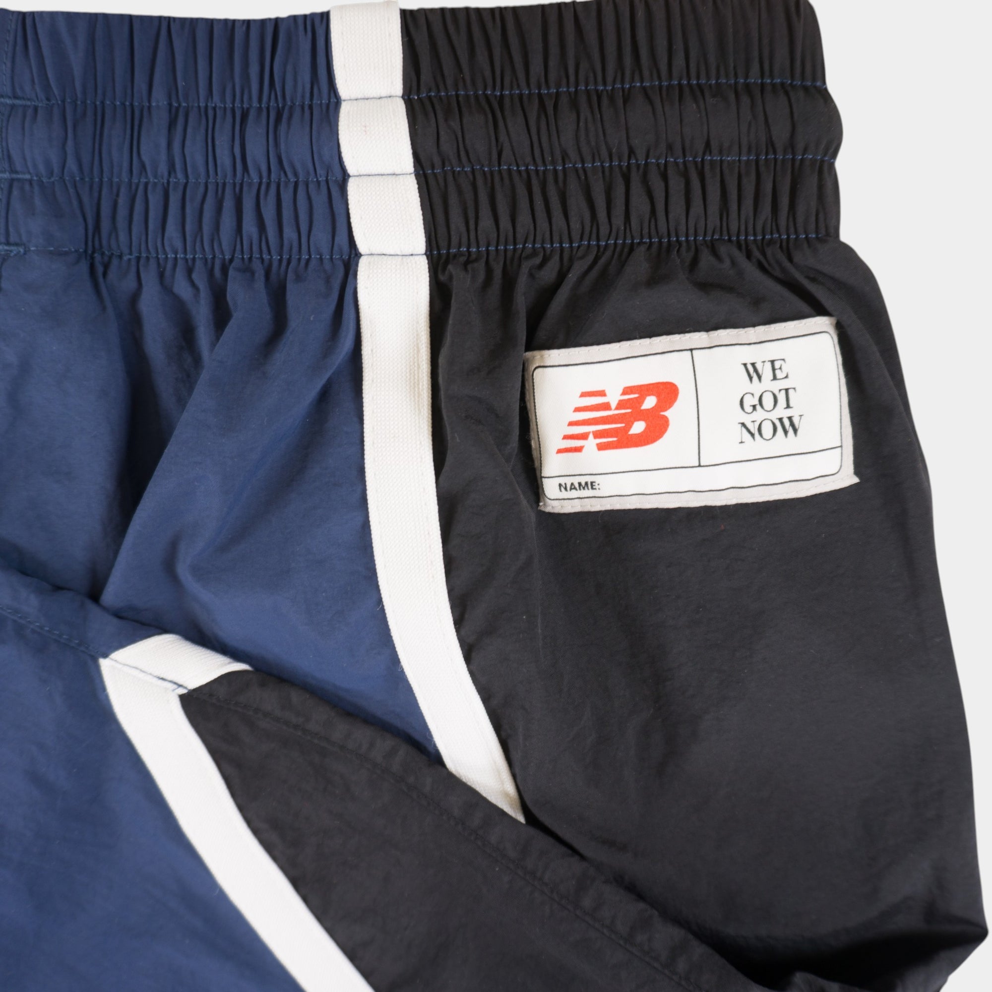 New Balance Син/Черен Анцуг с Бродирано Лого
