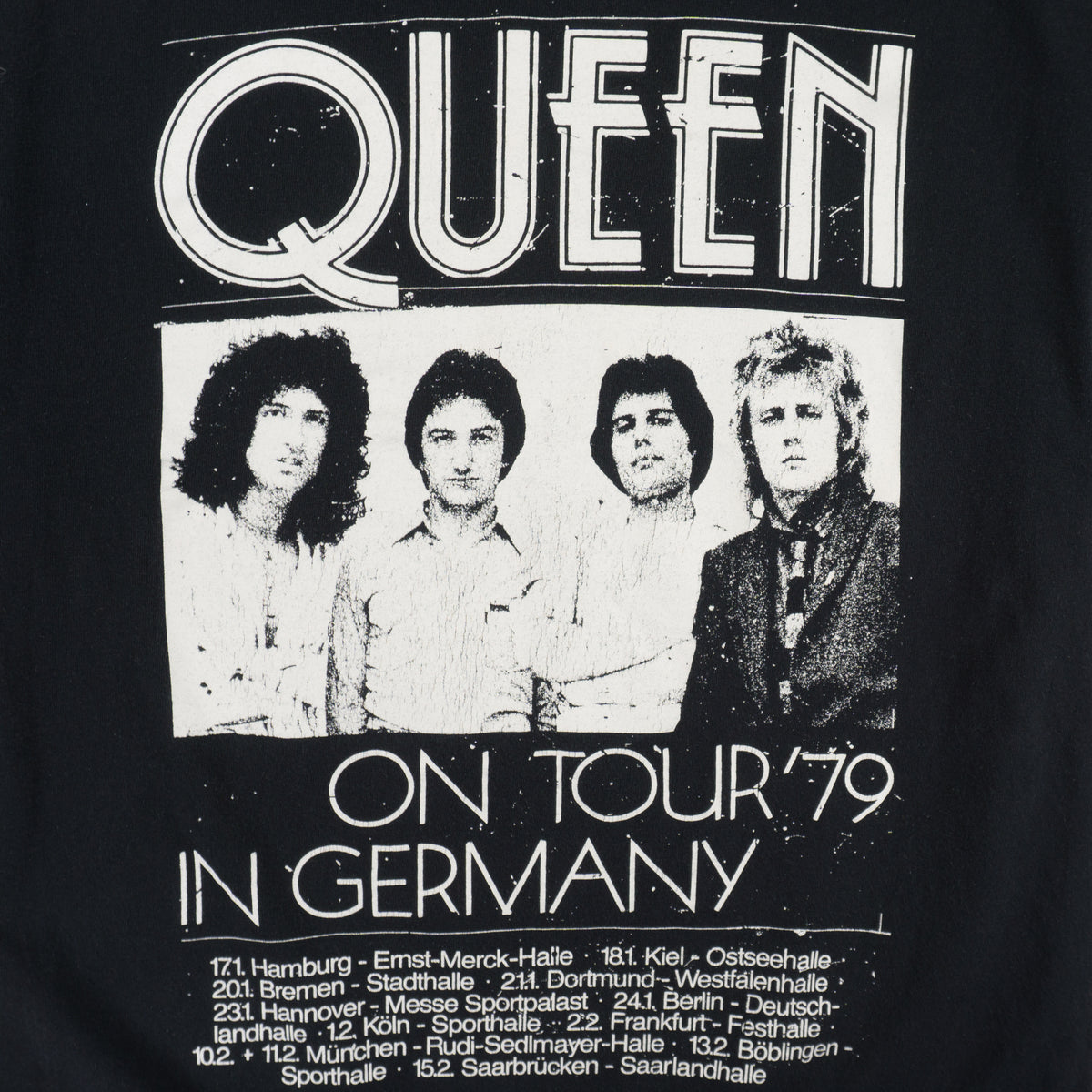 Gildan Queen Черна Тениска с Графика