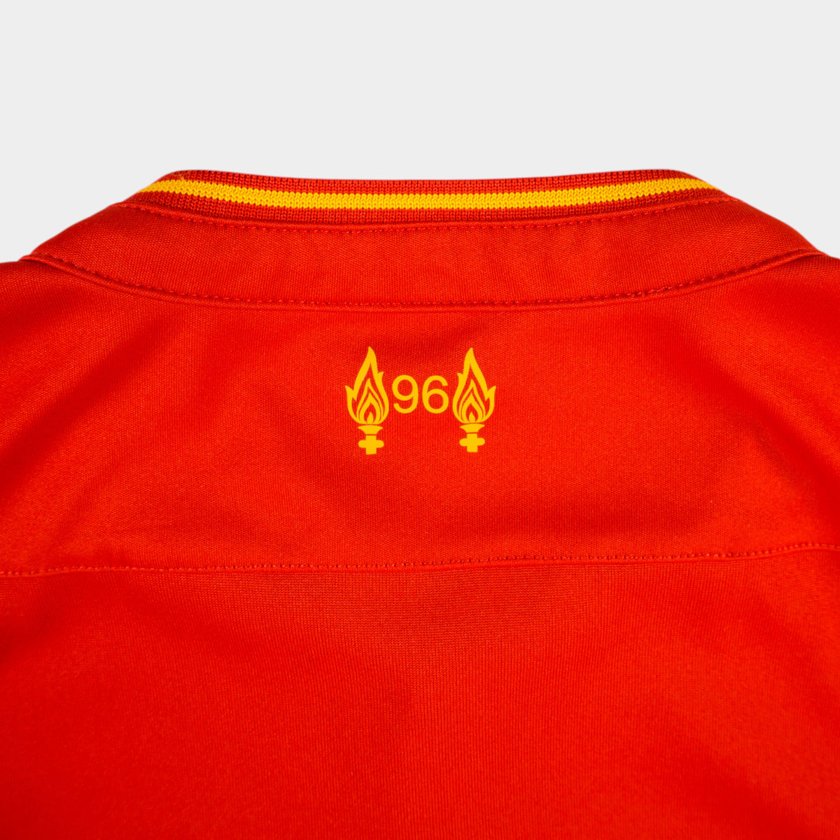 New Balance x Liverpool FC Червено Джърси