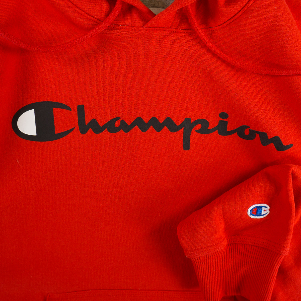 Champion Червен Суичър