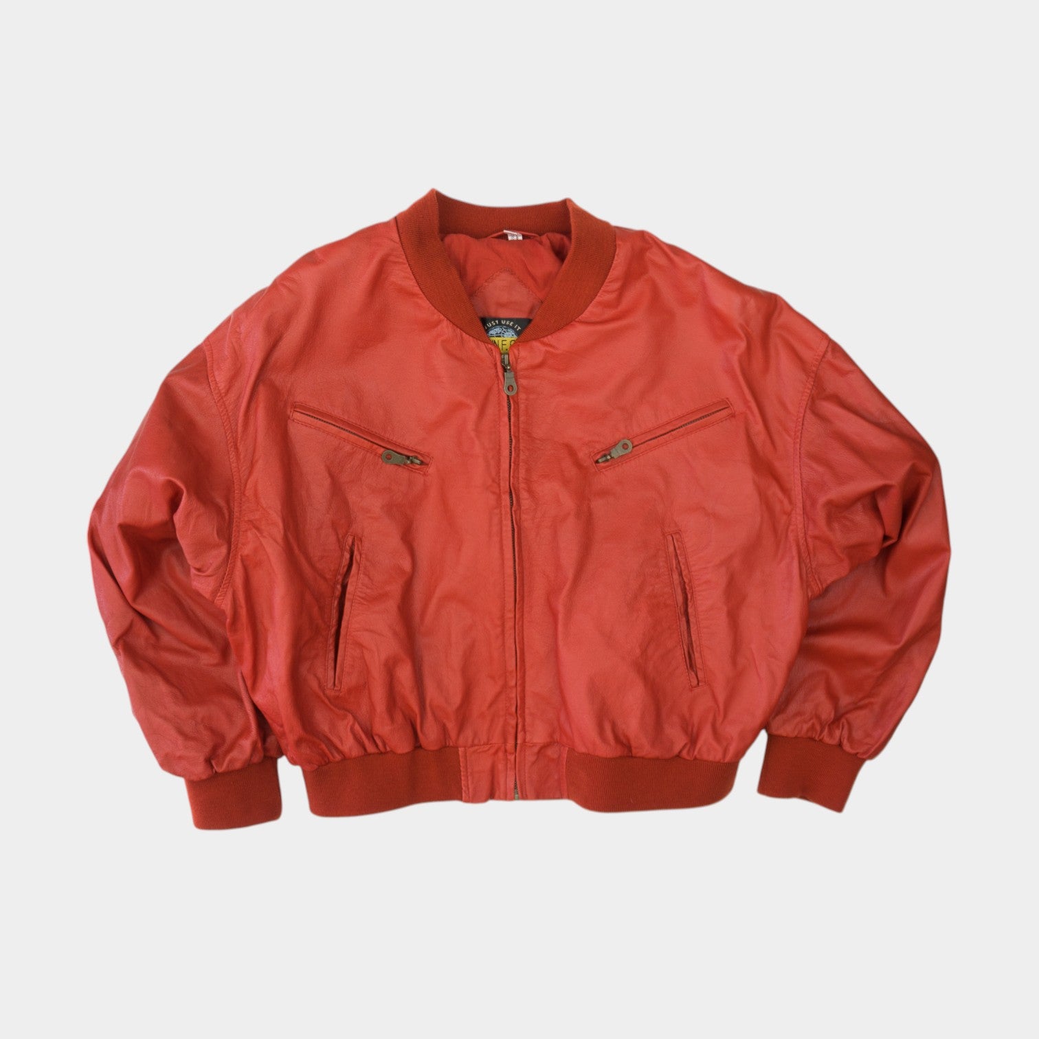 John F. Gee Кожено Яке