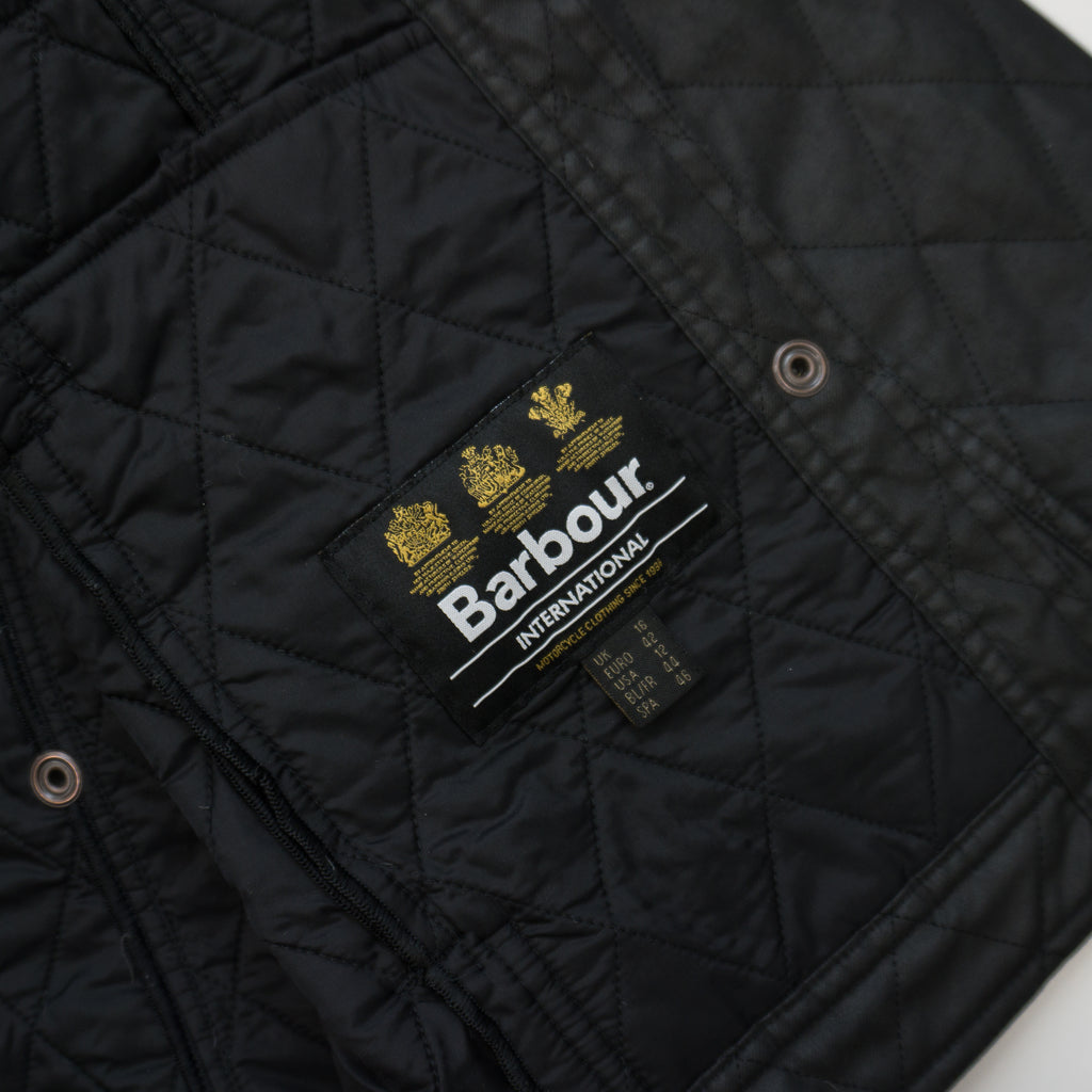 Barbour Вакса Ватирано Яке