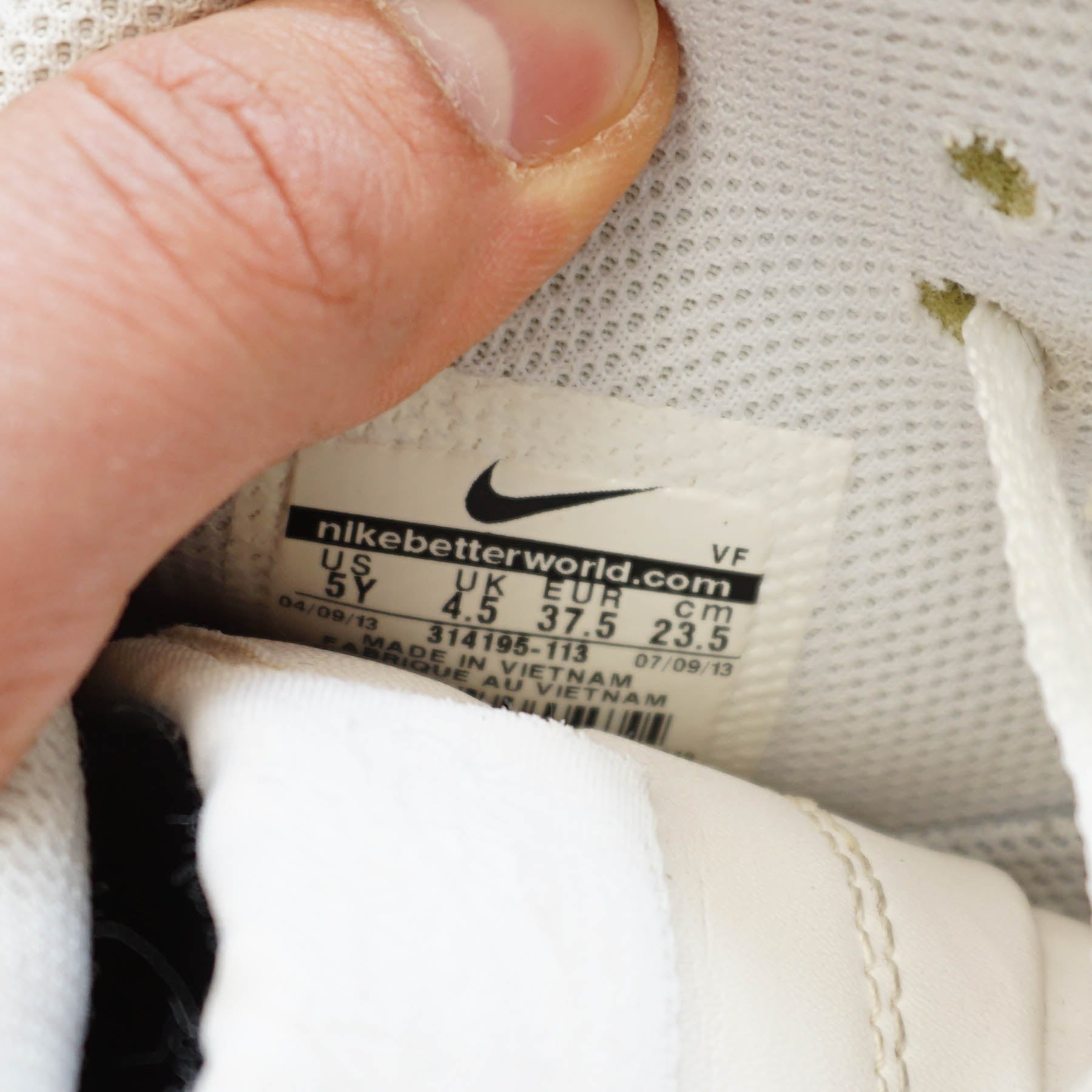 Nike Air Force 1 Mid White