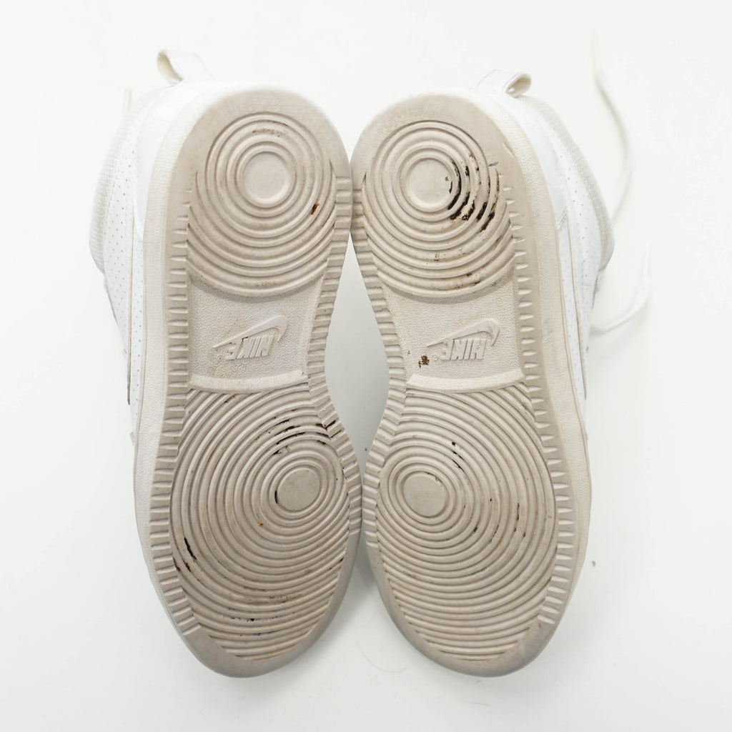Nike Court Borough Mid