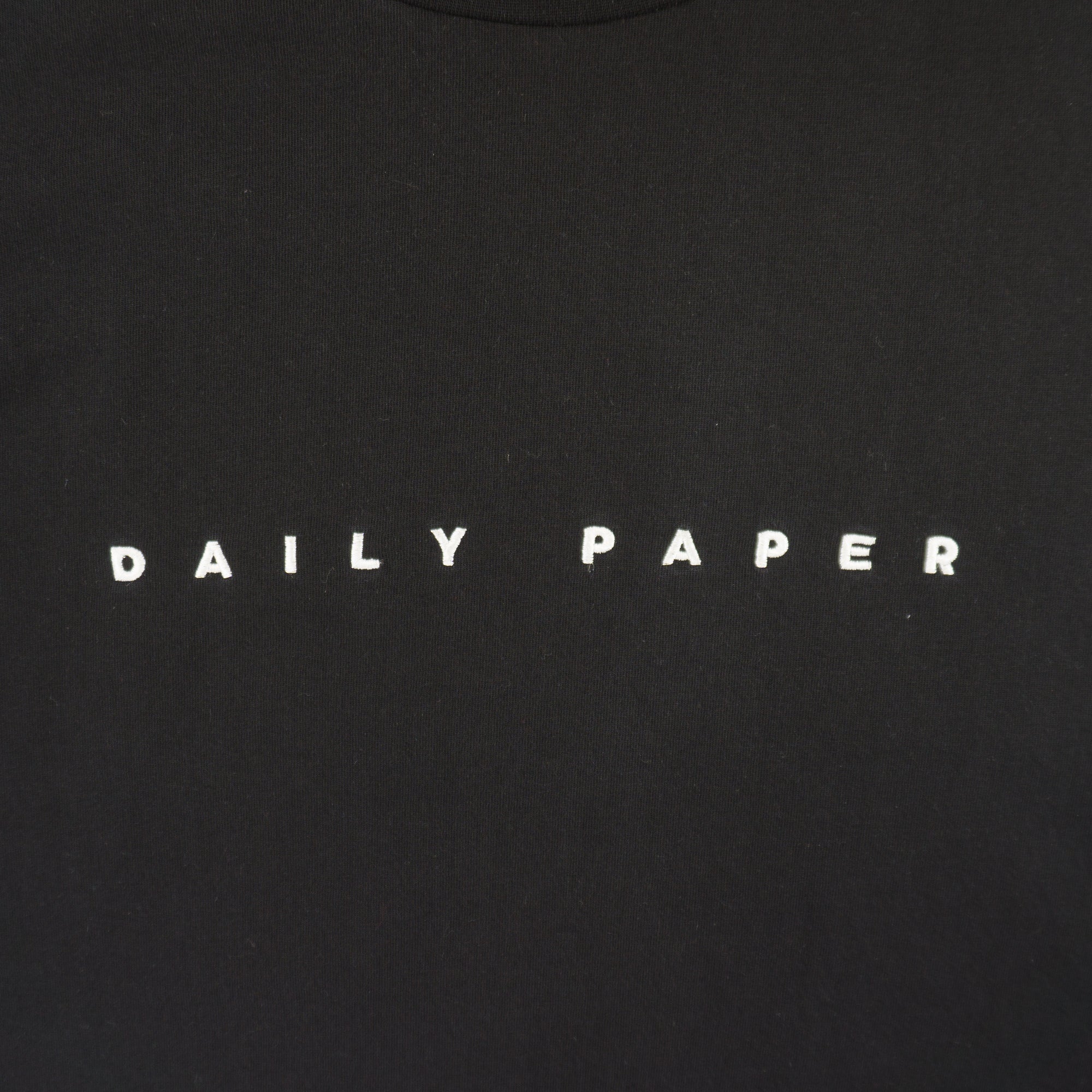 Daily Paper Черна Тениска