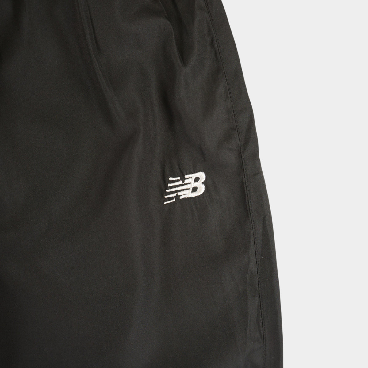 New Balance Черен Анцуг