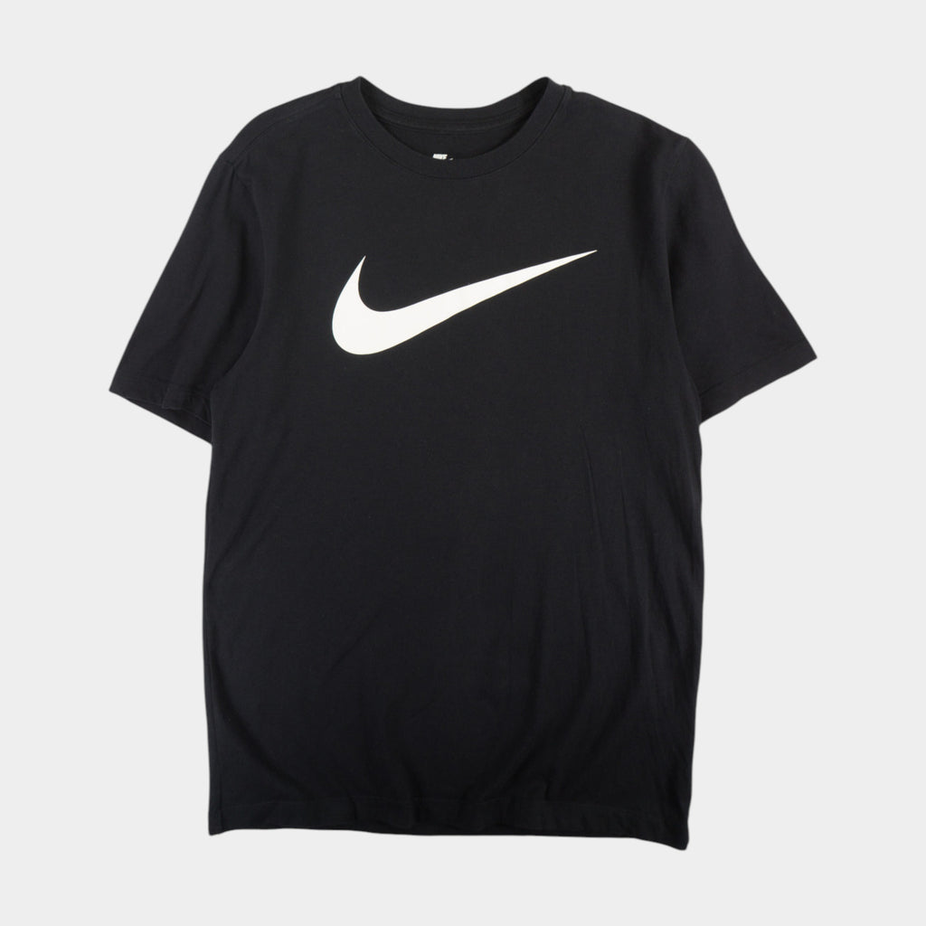 Nike Черна Тениска