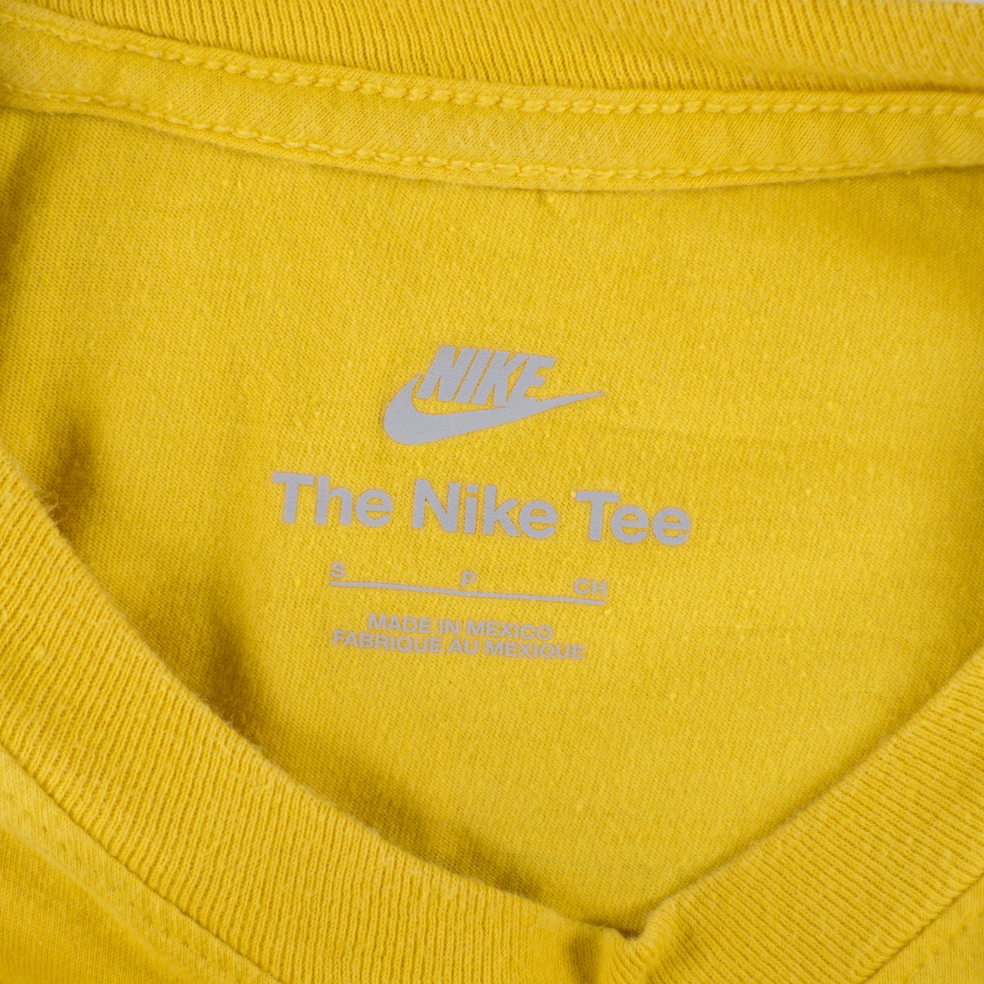 Nike Жълта Тениска с Графика