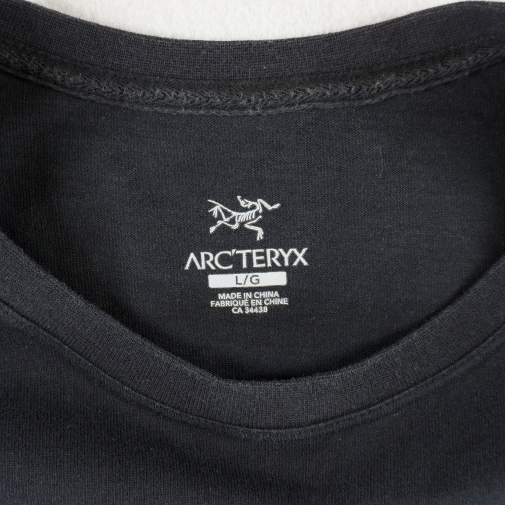 Arc'teryx Черна Тениска