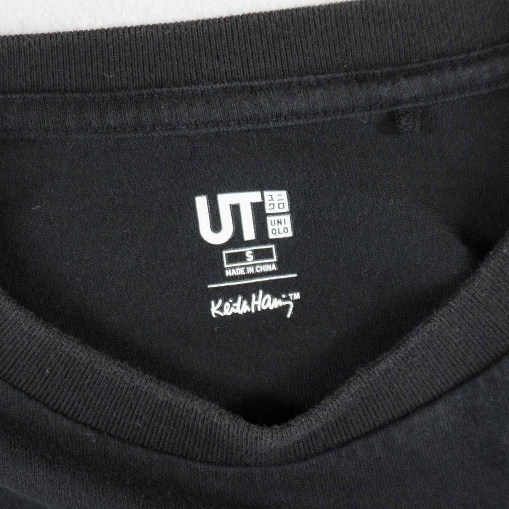 Uniqlo X Keith Haring Черна Тениска