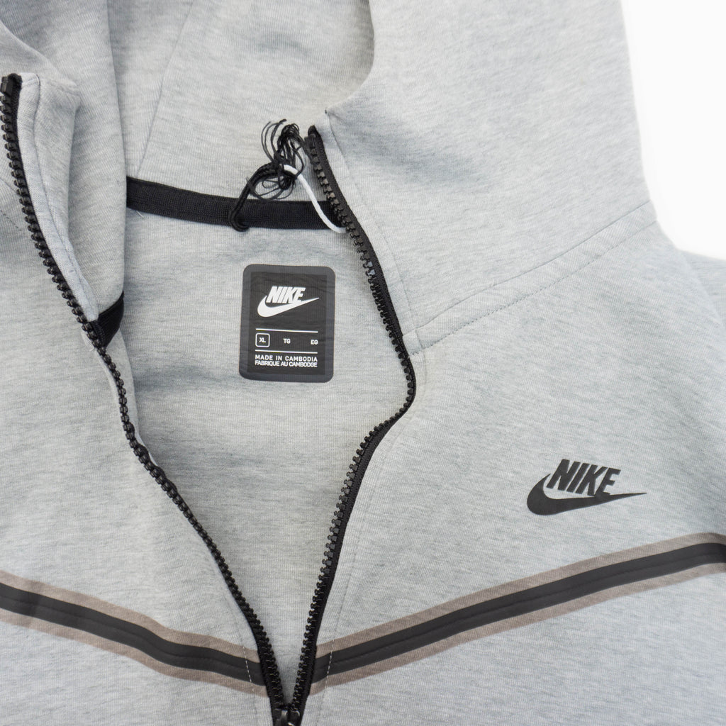 Nike Tech Fleece Суичър с Цип