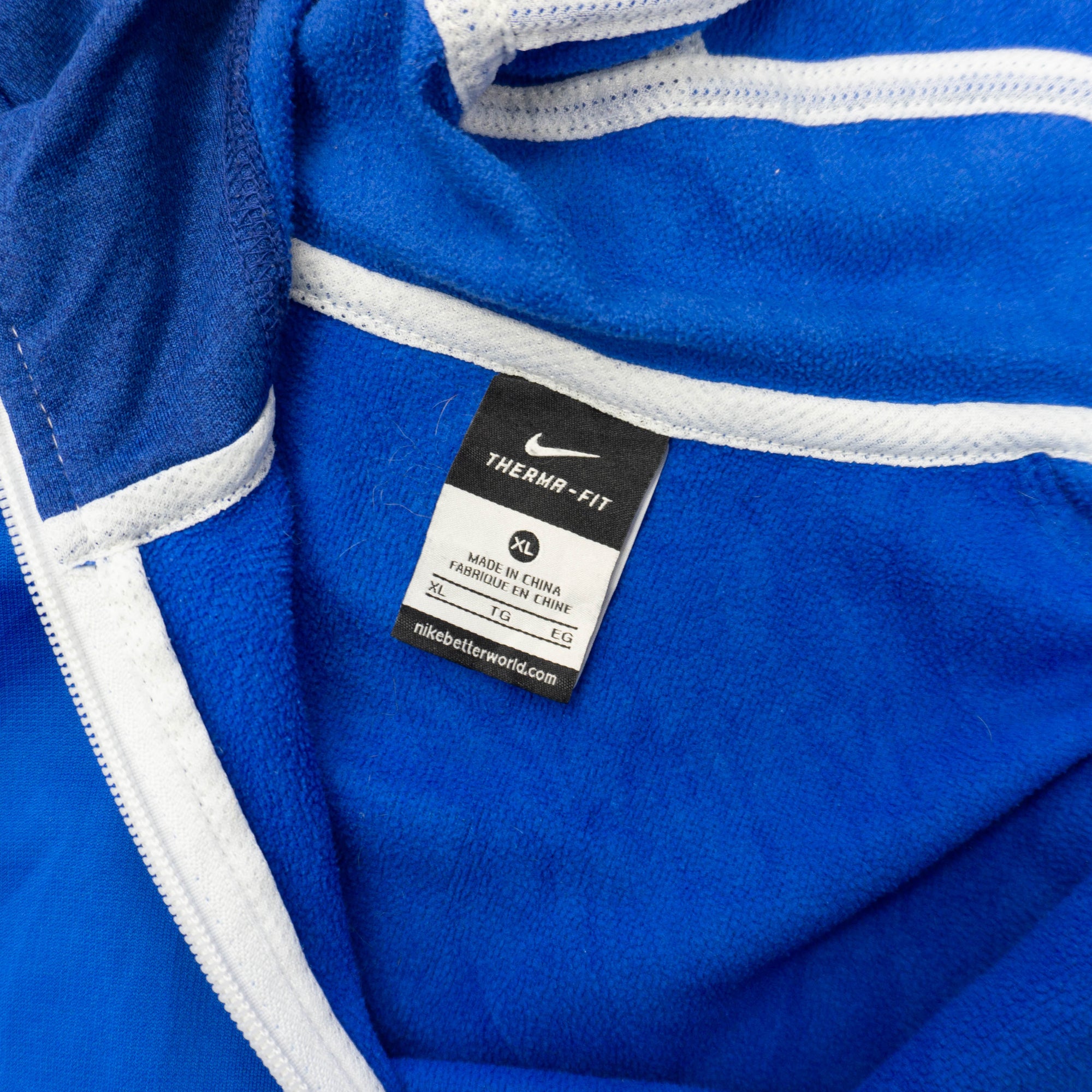 Nike Therma-Fit Суичър с Цип