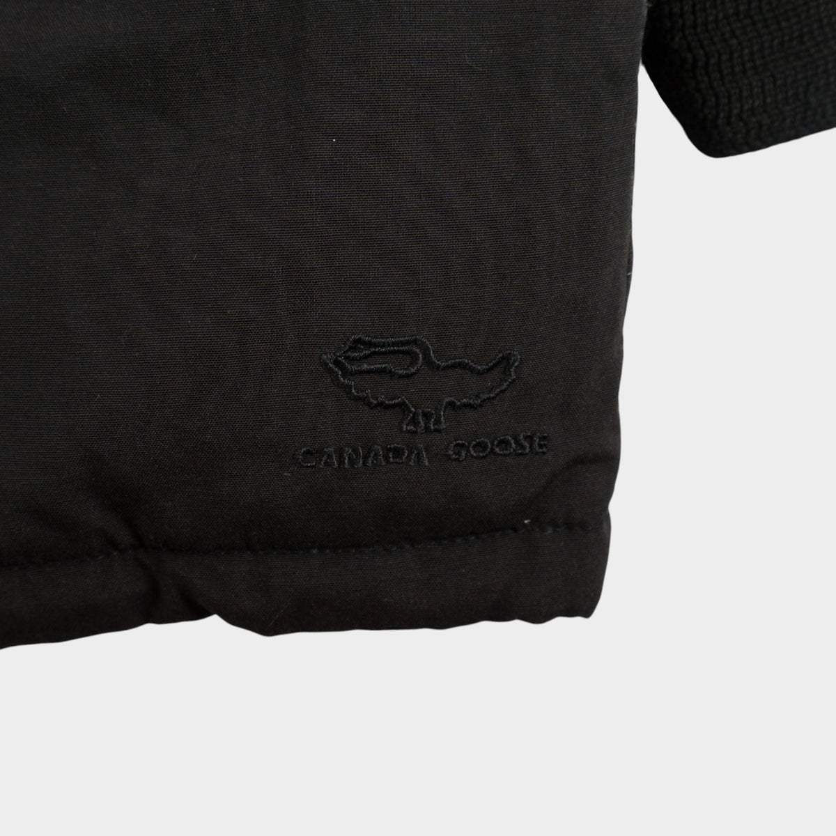 Canada Goose Черно Яке