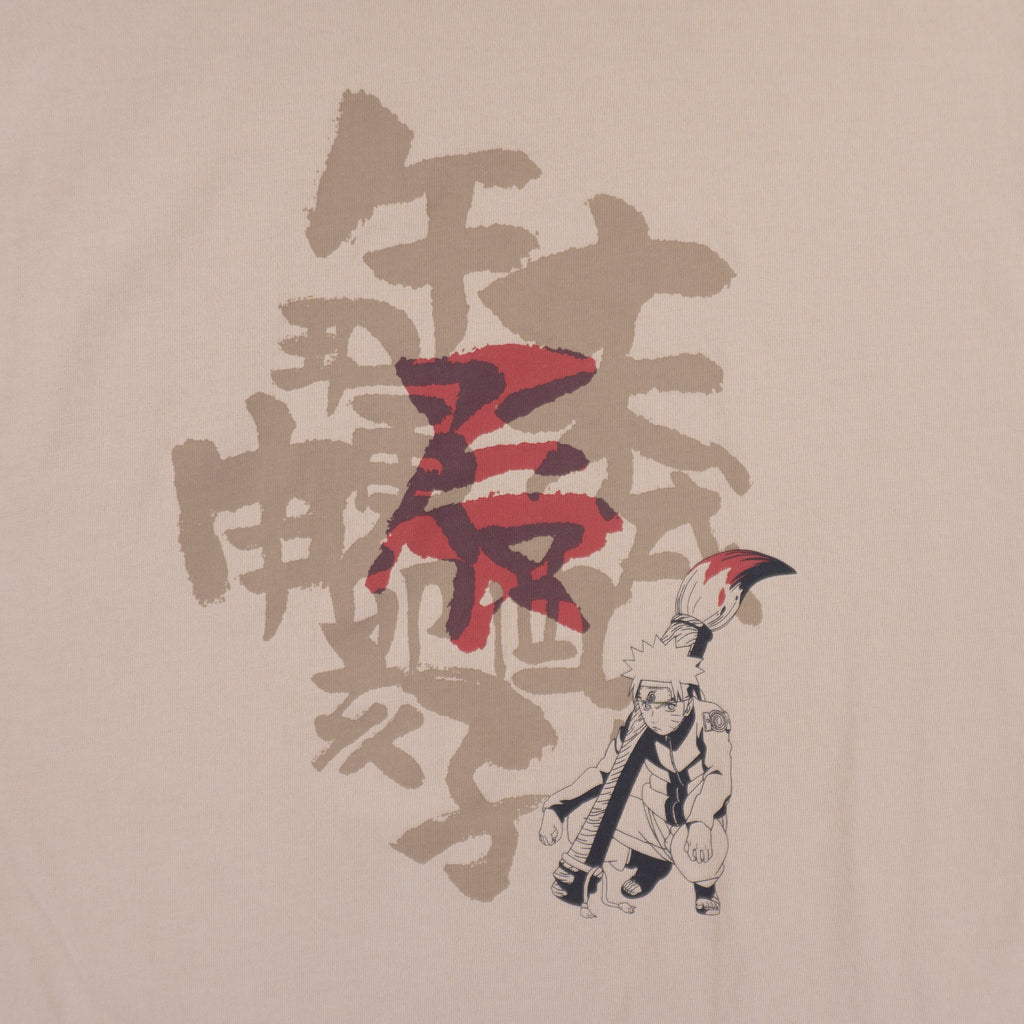 Uniqlo X Naruto Бежова Тениска с Графика