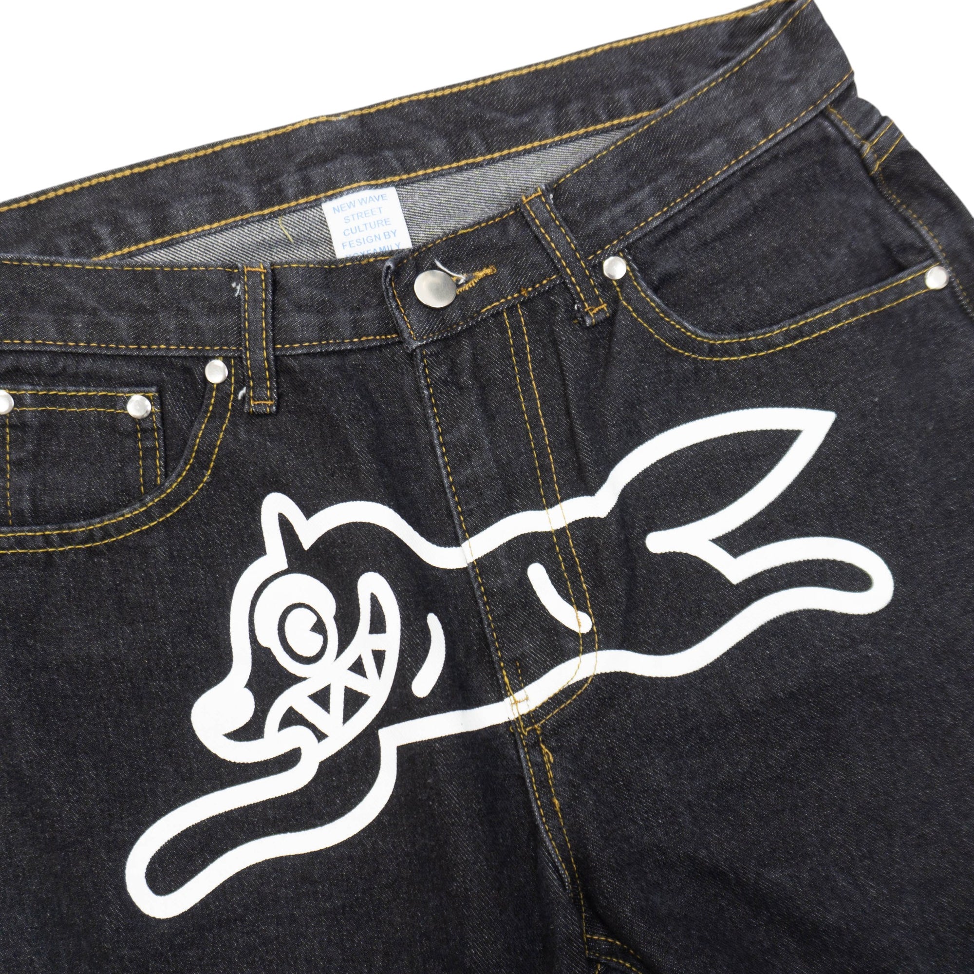 Дънки с Графика