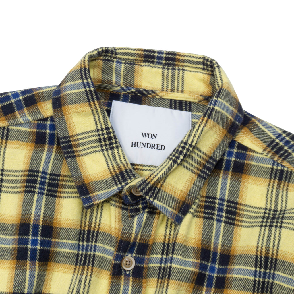 Won Hundred Карирана Риза