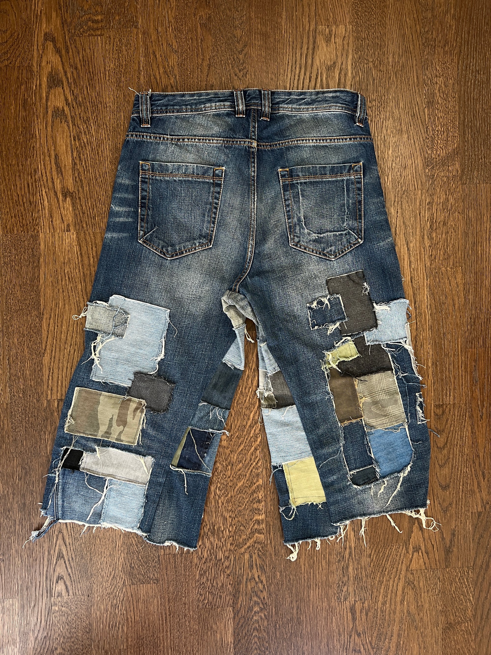 Threads Reborn Jorts