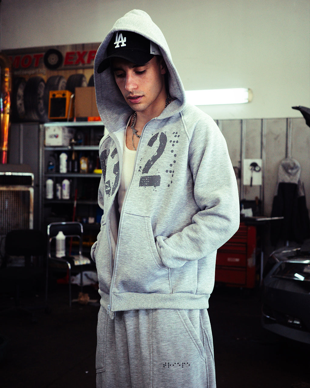 Triepe Zip-up Hoodie