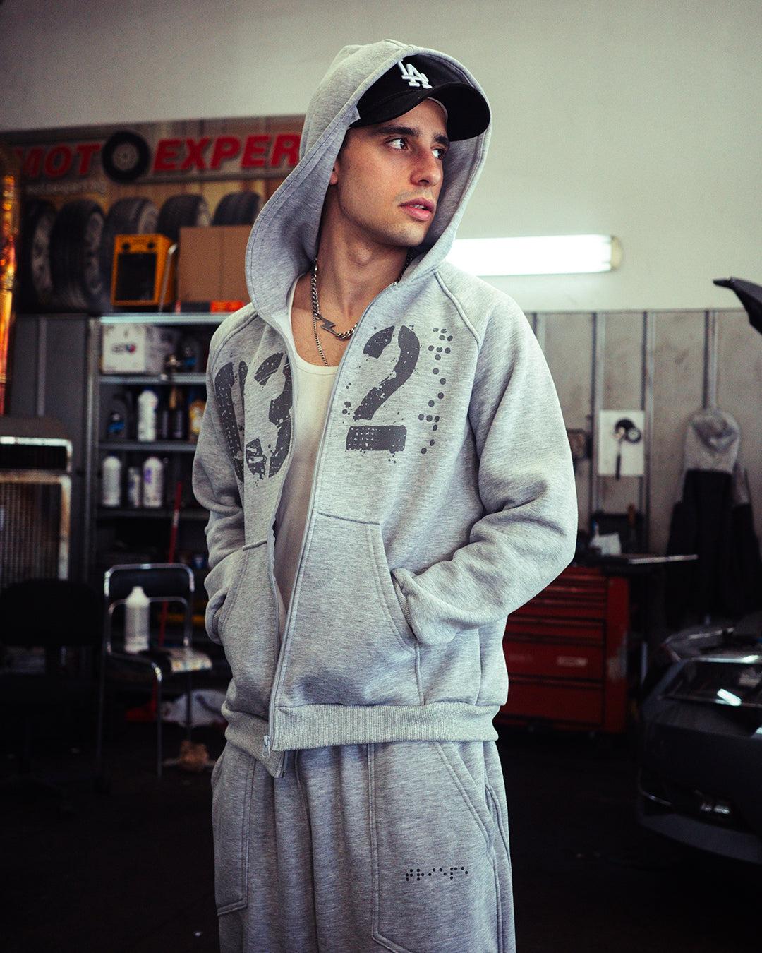 Triepe Zip-up Hoodie